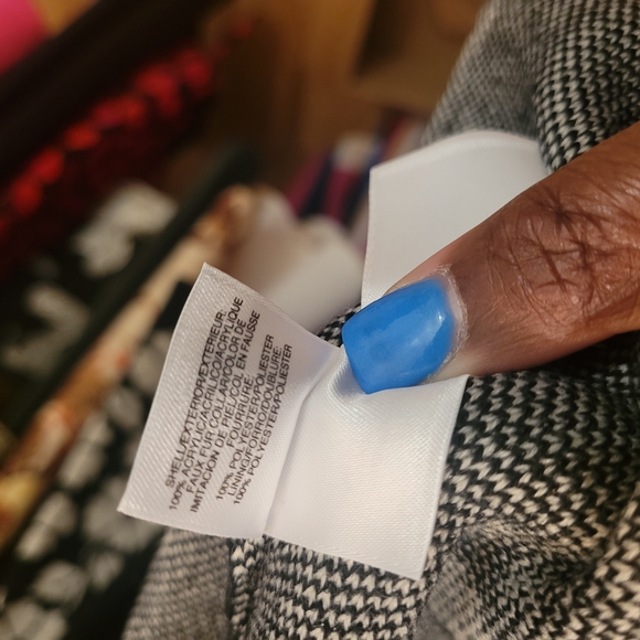 Anne Klein Black and White Floral Women's Sweater Size M - Picture 6 of 6